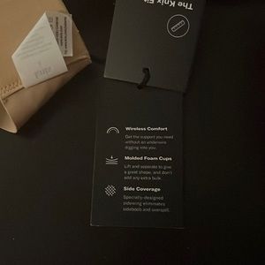 WingWoman Contour Bra
Warm Sand / 4
$62.40